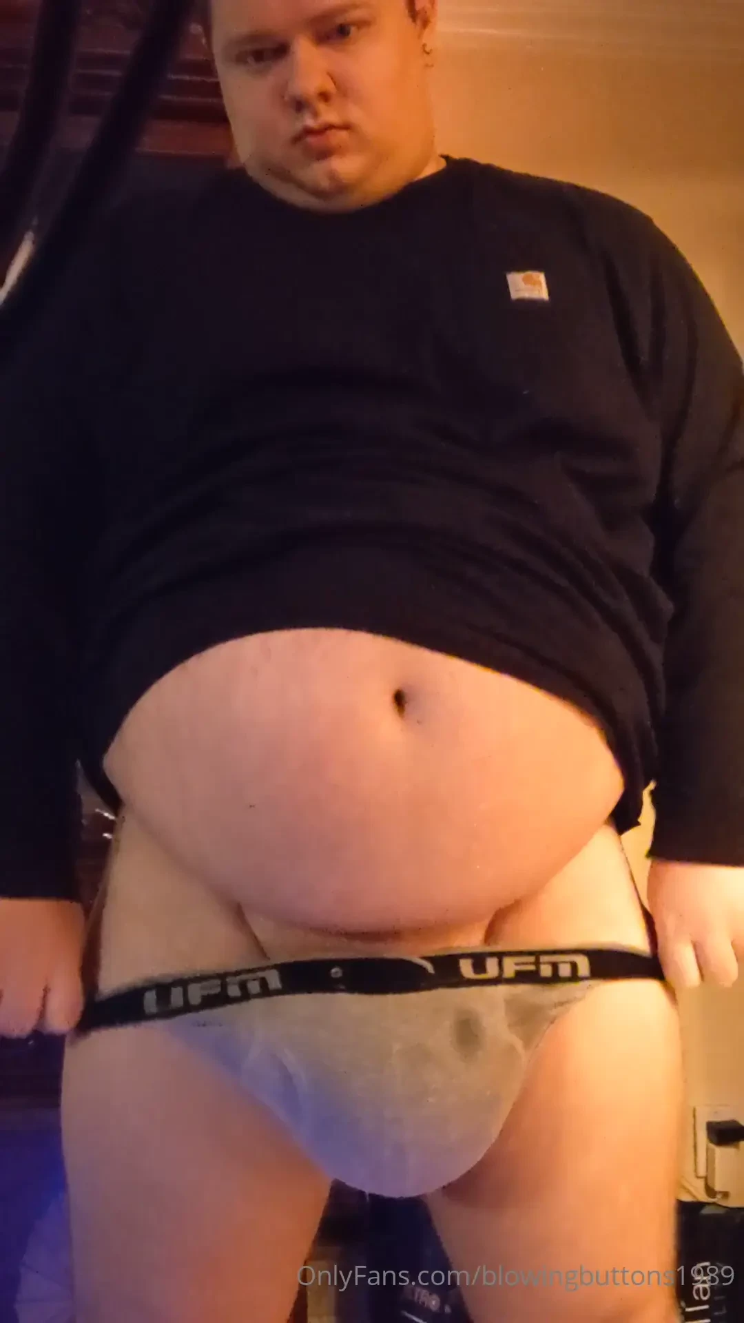 Me at my fattest piggiest waddling between beer and food part 6 