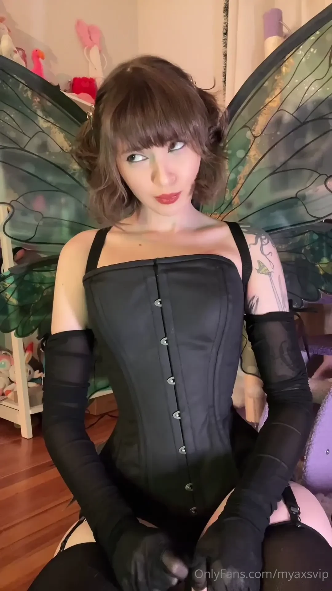 I m homeeee 3 guess who s going to be a slut today me mwahahahaha part 1 