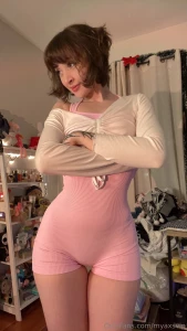 I love body suits so much hehe part 8