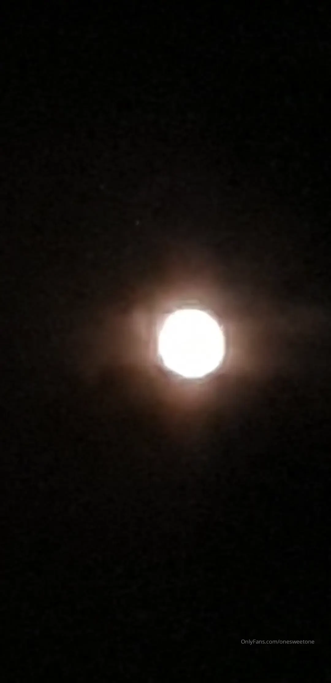 Wanne share my moon but i havent the new magic star i phone wanne 
