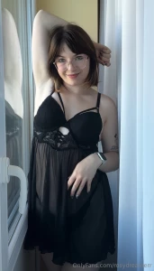 Loving the simplicity and elegance of this look feeling comfortable