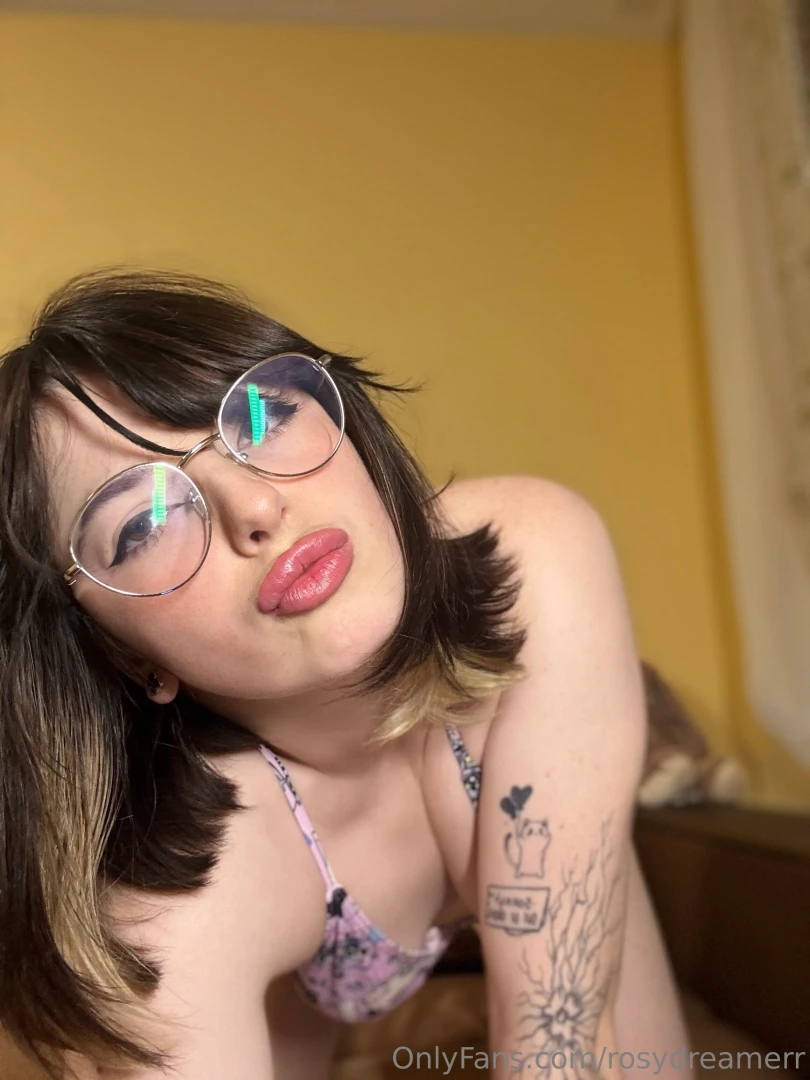Rosydreamerr part 2 