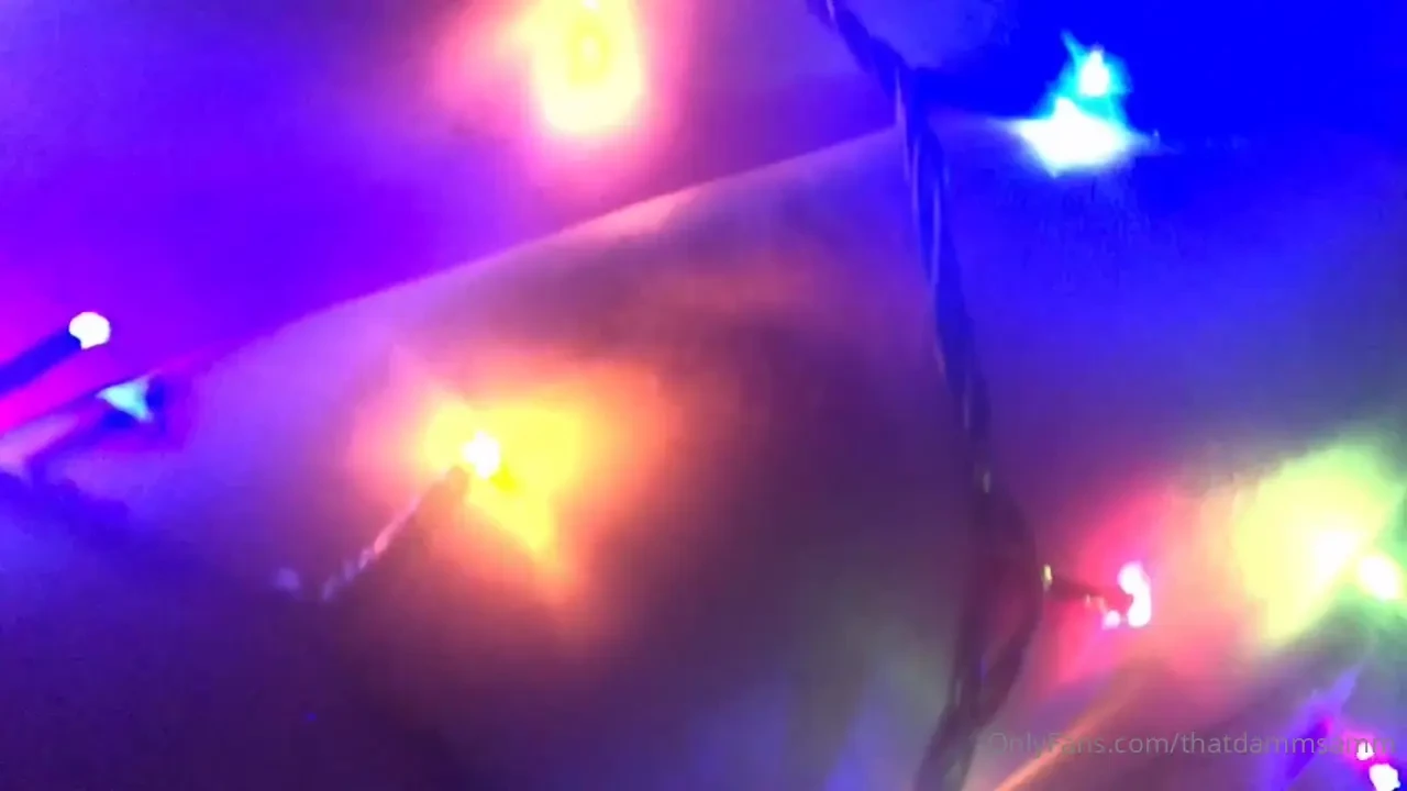 Merry christmas to those who celebrate i hope everyone has a very fun part 4 