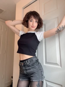 Strike a pose part 104