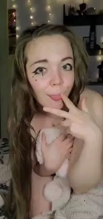 Want to see what s under my blankly 