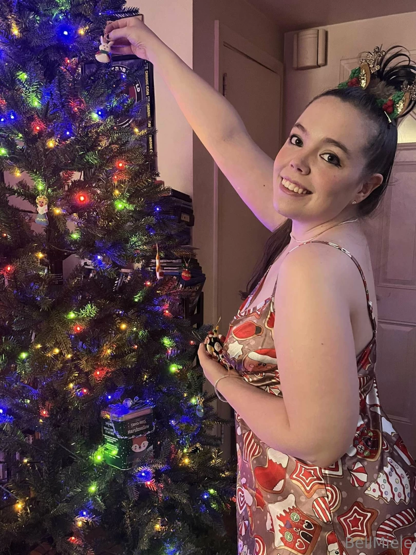 Decorating the tree marked mild spice but i think some of these are part 2 