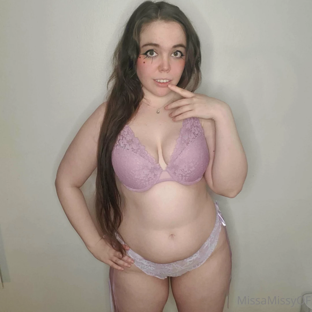 My new purple bra created a small lewd set for it i ve been loosing a part 4 