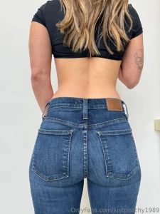 Something about hot pink that just pops that ass lol oh and more jeans part 7