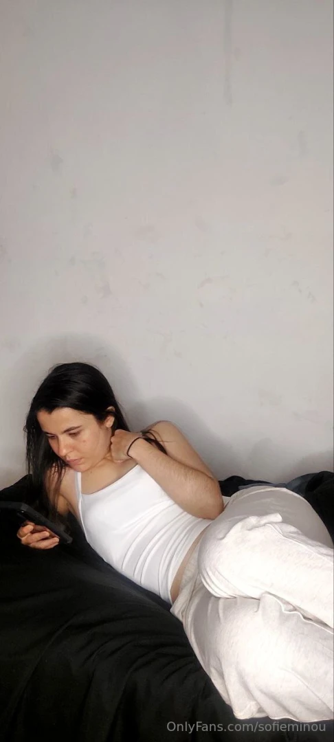 Caught me checking my phone but i caught you checking me 