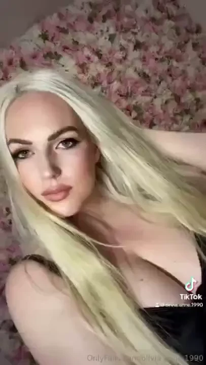 Would you kiss me back part 2 