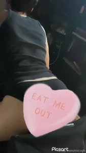 I finally figured out a good way to fuck myself on a dildo and now you