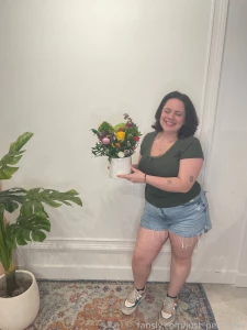 Took myself out for a dreamy little flower date felt like a soft girl part 2