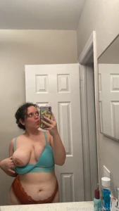 Lazy sunday but i m up to no good i m all yours if you re feeling