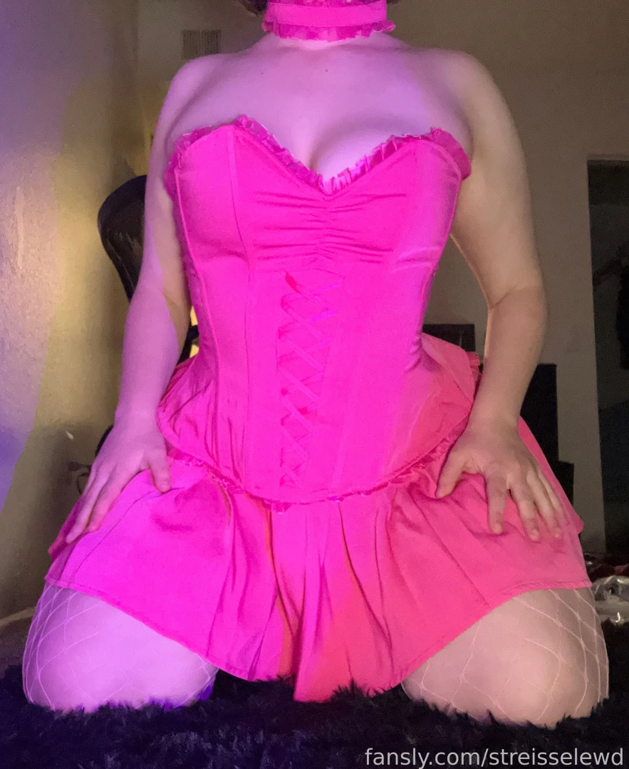I can be your princess 5 or sub to access find all my links here https 