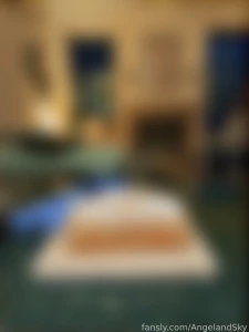 Life has been a lil crazy but here is some of the cozy stuff happening