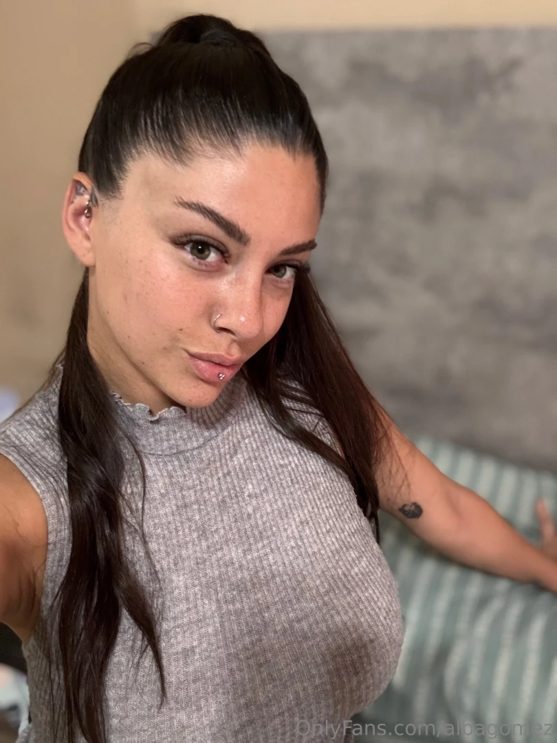 Lo q ves es 100 real lo q imaginas es mejor chat ya 