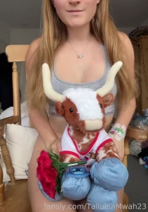 Do you have a thing for thick thighs amateur realgirl collegegirl