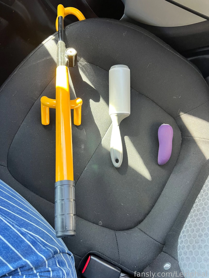 You ll never guess what i did in my backseat in a parking lot during 