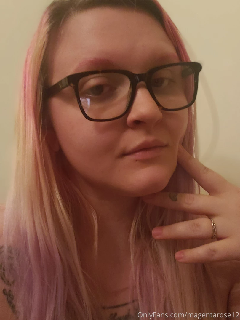 New glasses who loves a sexy librarian look 
