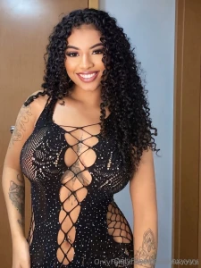 Tan and hot curly girl itsselenacosta you ll cum over and over again part 17