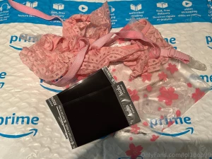 Lo i panty - - now offering comes with free polaroid photos random