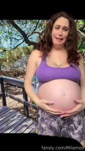 No but seriously i love my pregnancy curves prego