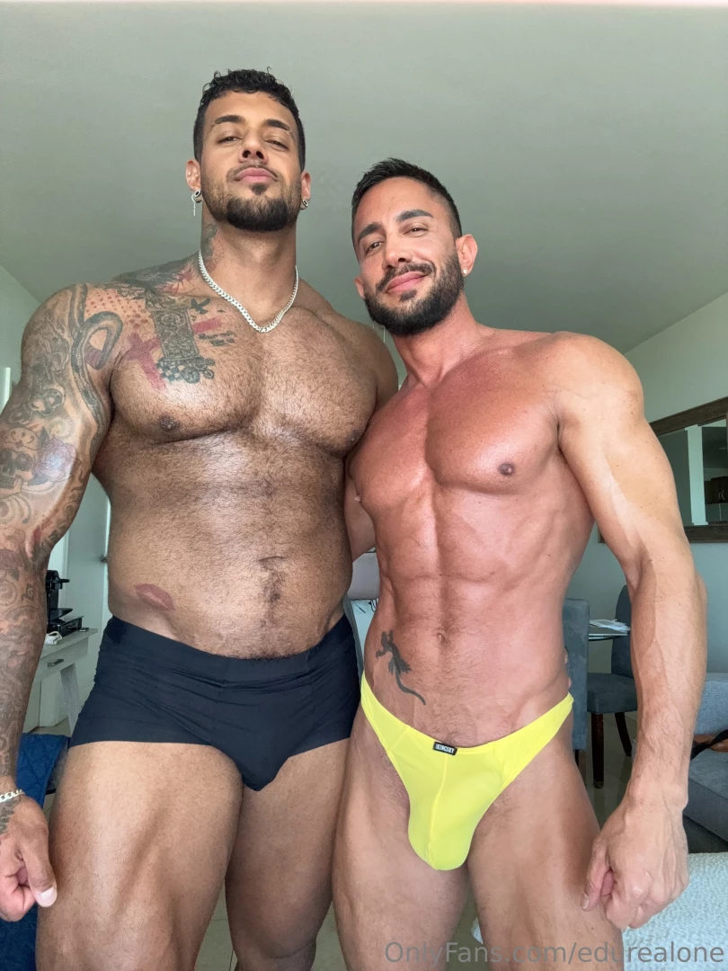 I just filmed an insanely hot video with the stunning fitnesspappi_ 