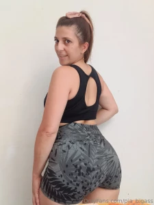 Hello hello from here to the gym baby give me a tip and i ll show you