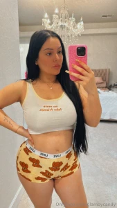 I m all sweet til you get closer