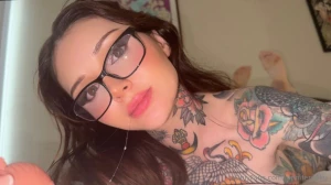 You look like you need a post work blowjob to relax and i look liked i part 1