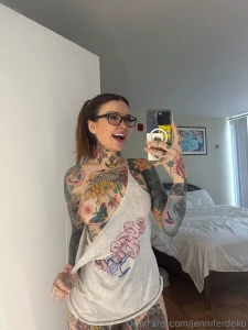 I dressed up like leia todaaaaaay cant wait to look through all the part 2