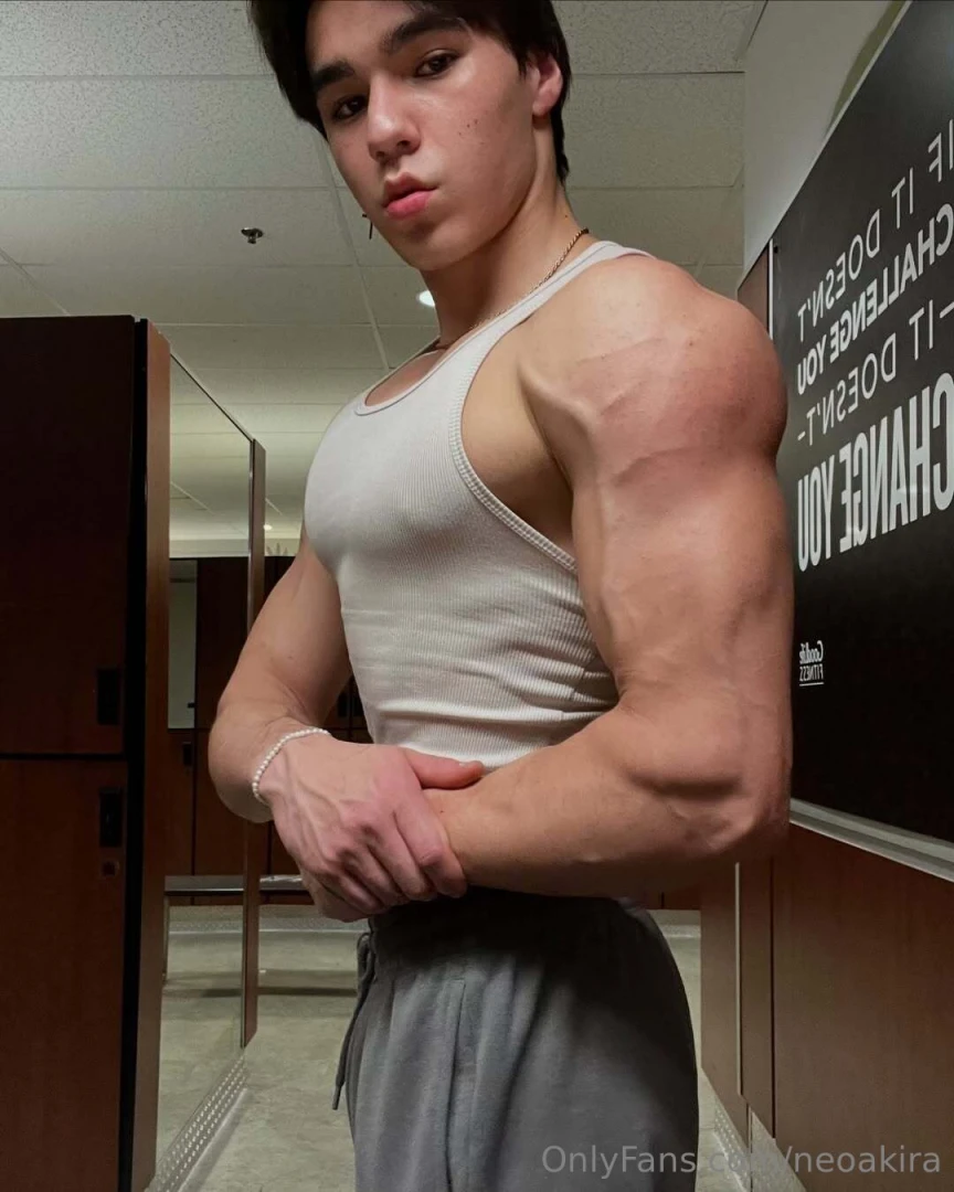 This body s made for more than just flexing 