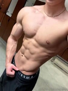 Flexing for attention but i know you re already hooked