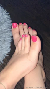 Whoever tips 7 or more will get 5 feet pics 3 custom nail pussy pic or part 1