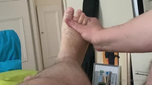 Foot rub with cream part 1
