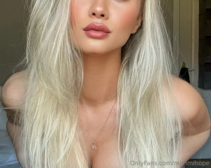 Gl m inte bort den nya videon babes ni g r verkligen mina dagar n r ni