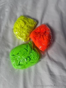 What color should i wear for you tonight
