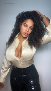 My lips can trigger you so what more my body