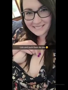 I love tasting myself watch me play with my clit lick my fingers