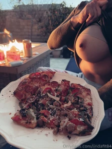 I had an amazing vday last night a delicious sushi dinner and then part 1