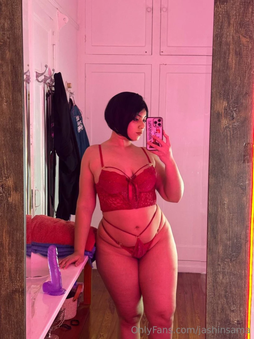 Is this a good angle ada wong - resident evil part 1 