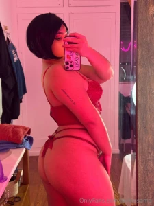 Is this a good angle ada wong - resident evil