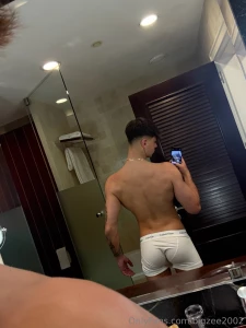 Happy hump day swipe right to see me drop my boxers