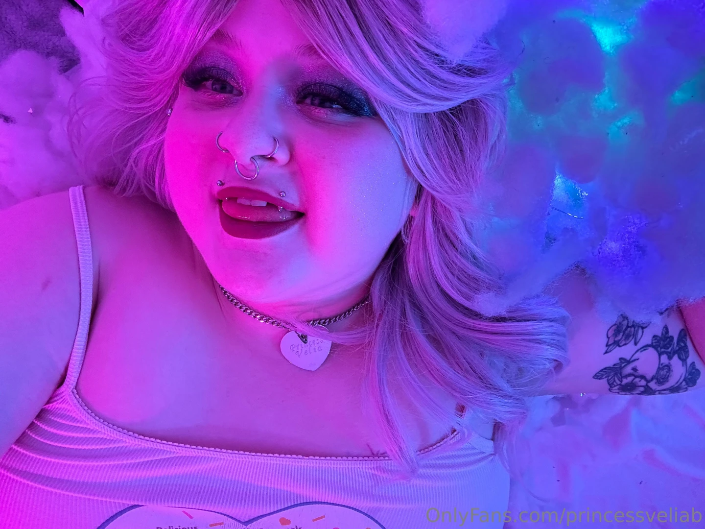 Did a dream shoot of mine today will be posted on my vip first don t 