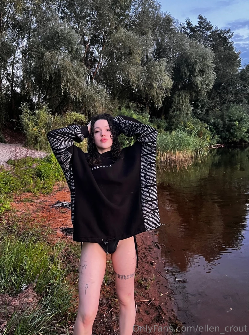 Cloud dreams if clouds could carry your dreams tonight what would they 