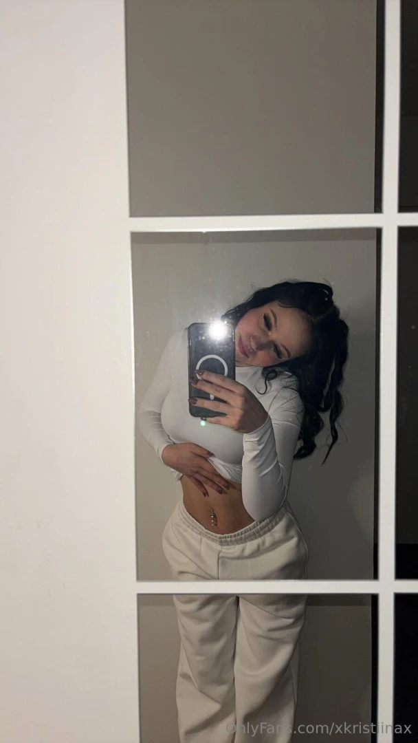 Just made my first long 8min solo masturbation video with my biggest 