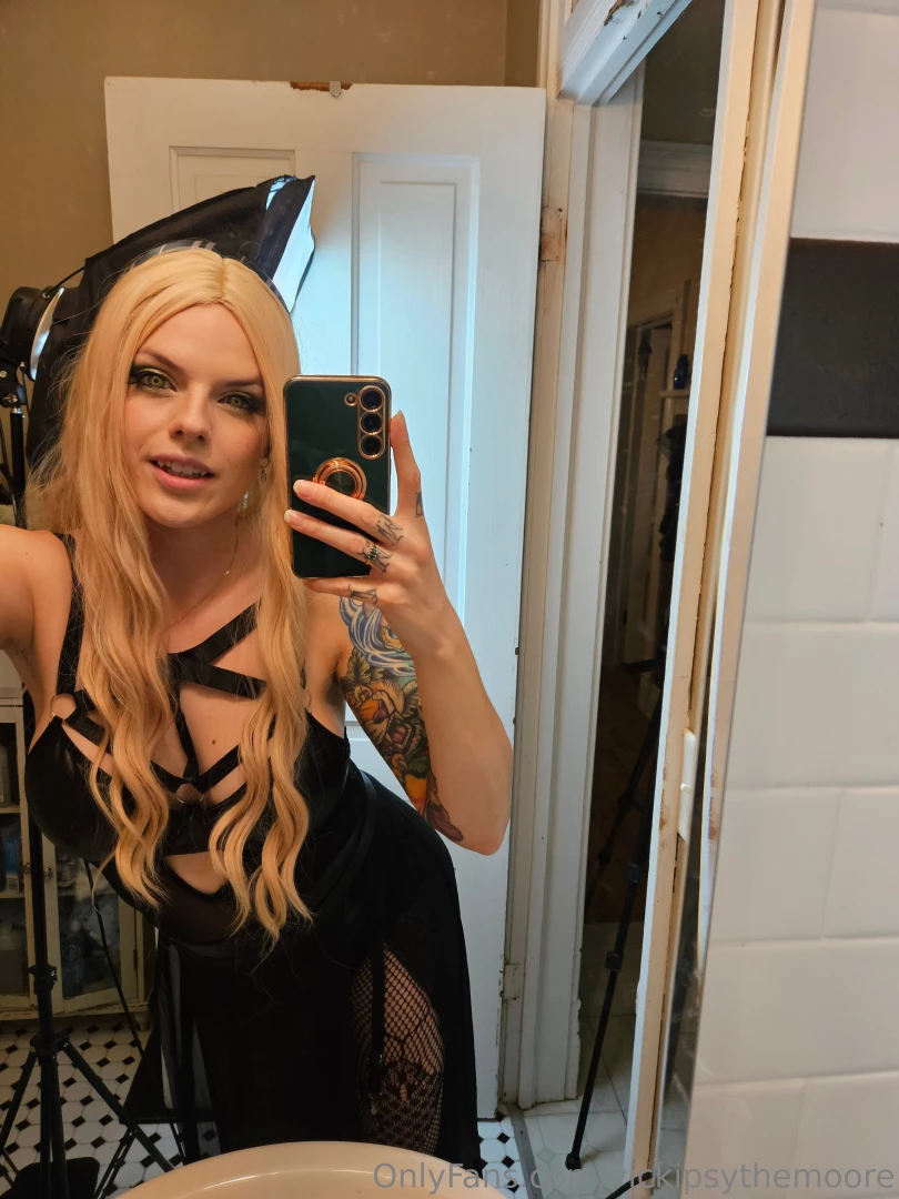 Bonus cecilia death eater mirror selfie photoset this one will stay up part 14 