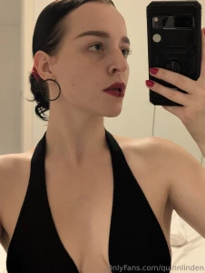 Zieh mich mit deinen blicken weiter aus undress me with your eyes part 1