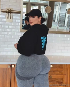 Bubble butt part 5