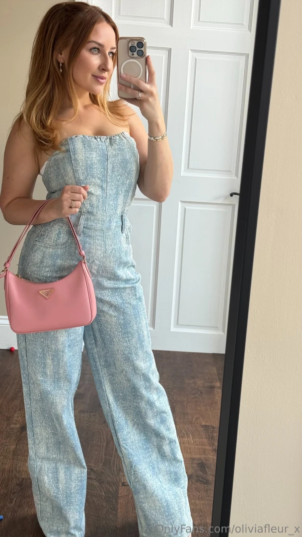 Quick change after bottomless brunch ready for home and an early night 